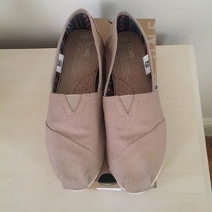 TOMS Light Grey Canvas
